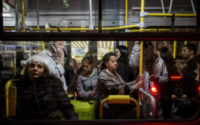 Cai o número de passageiros de ônibus em 2013